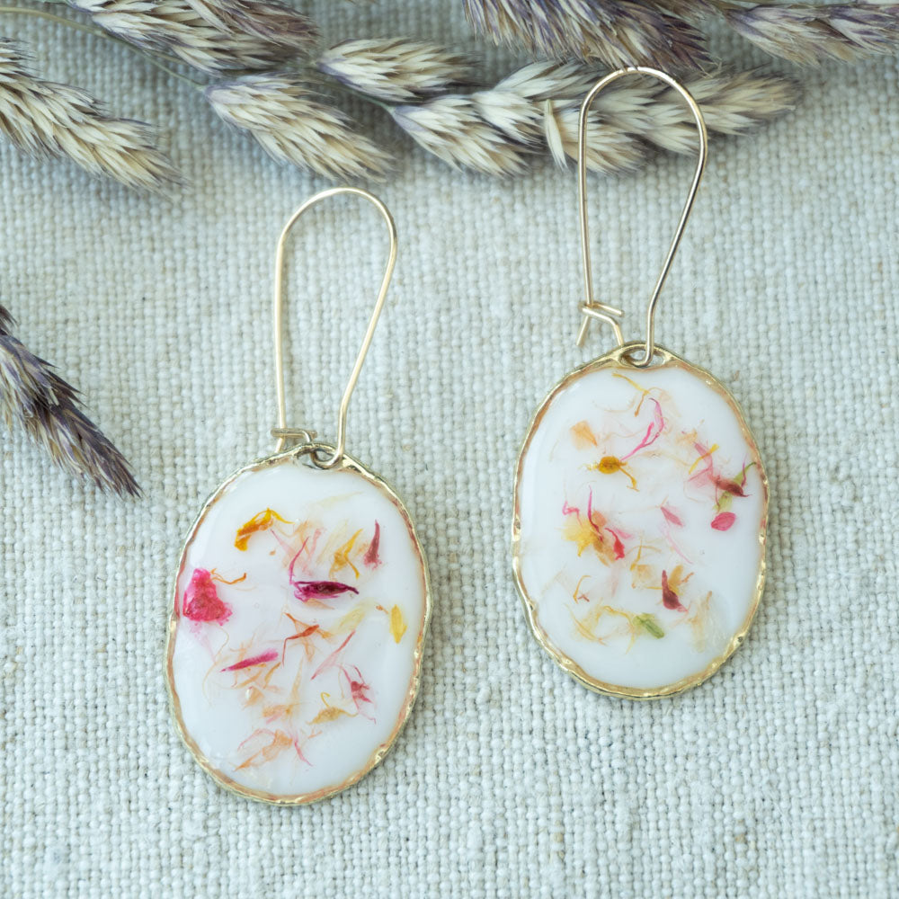 Cercei handmade cu flori confetti #2