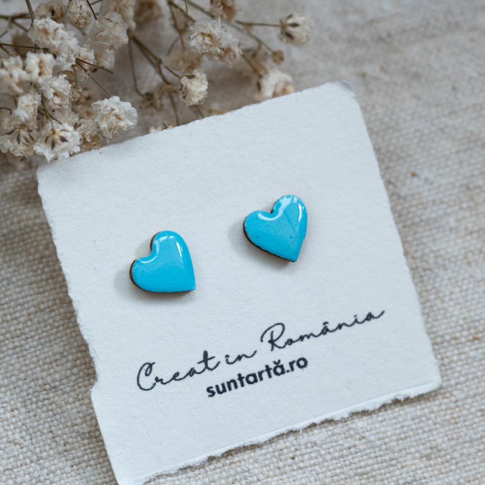 Cercei studs inimioare