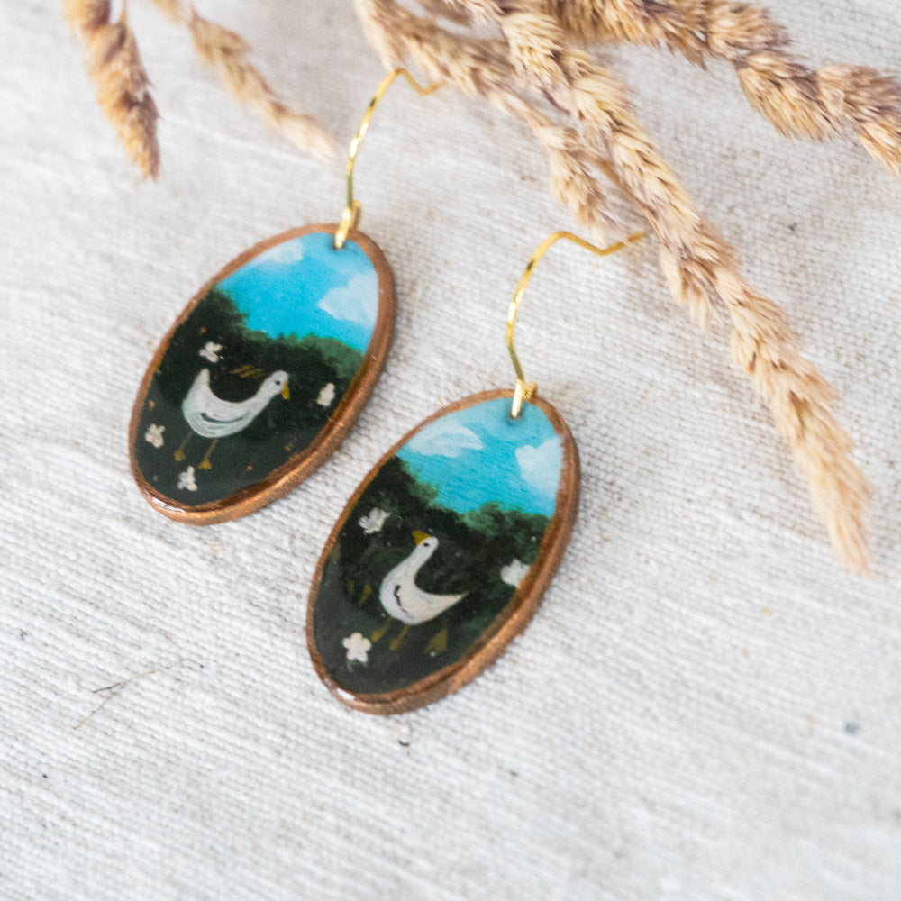 Cercei din lemn pictați cu rățuscă